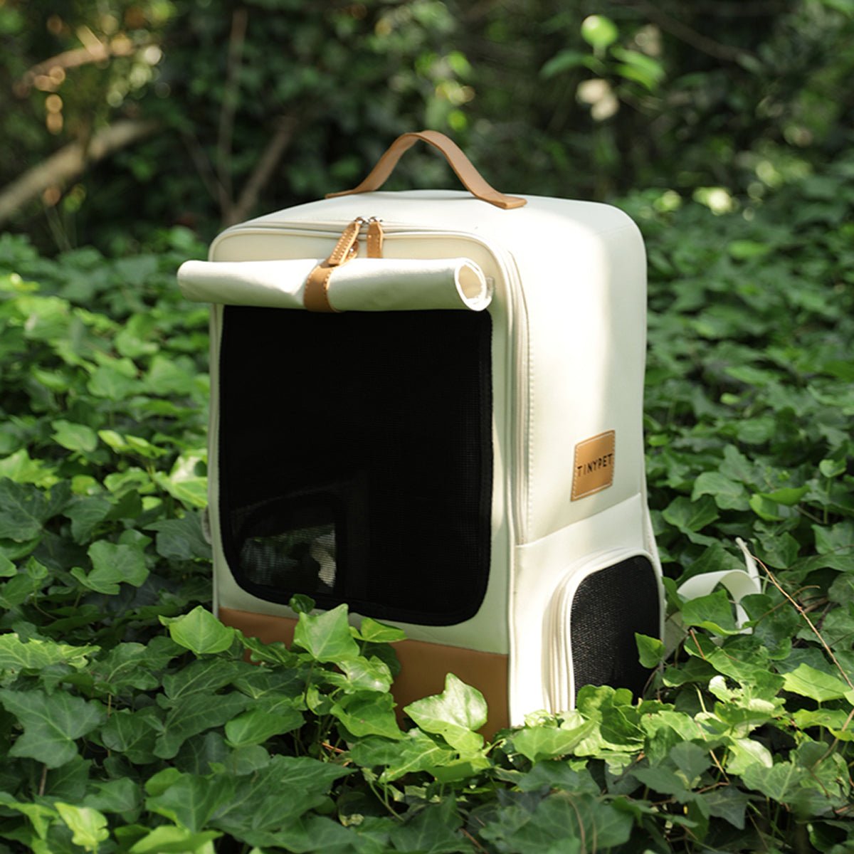 Hazelnut Breathable Mocha Pet Carrier Backpack-3