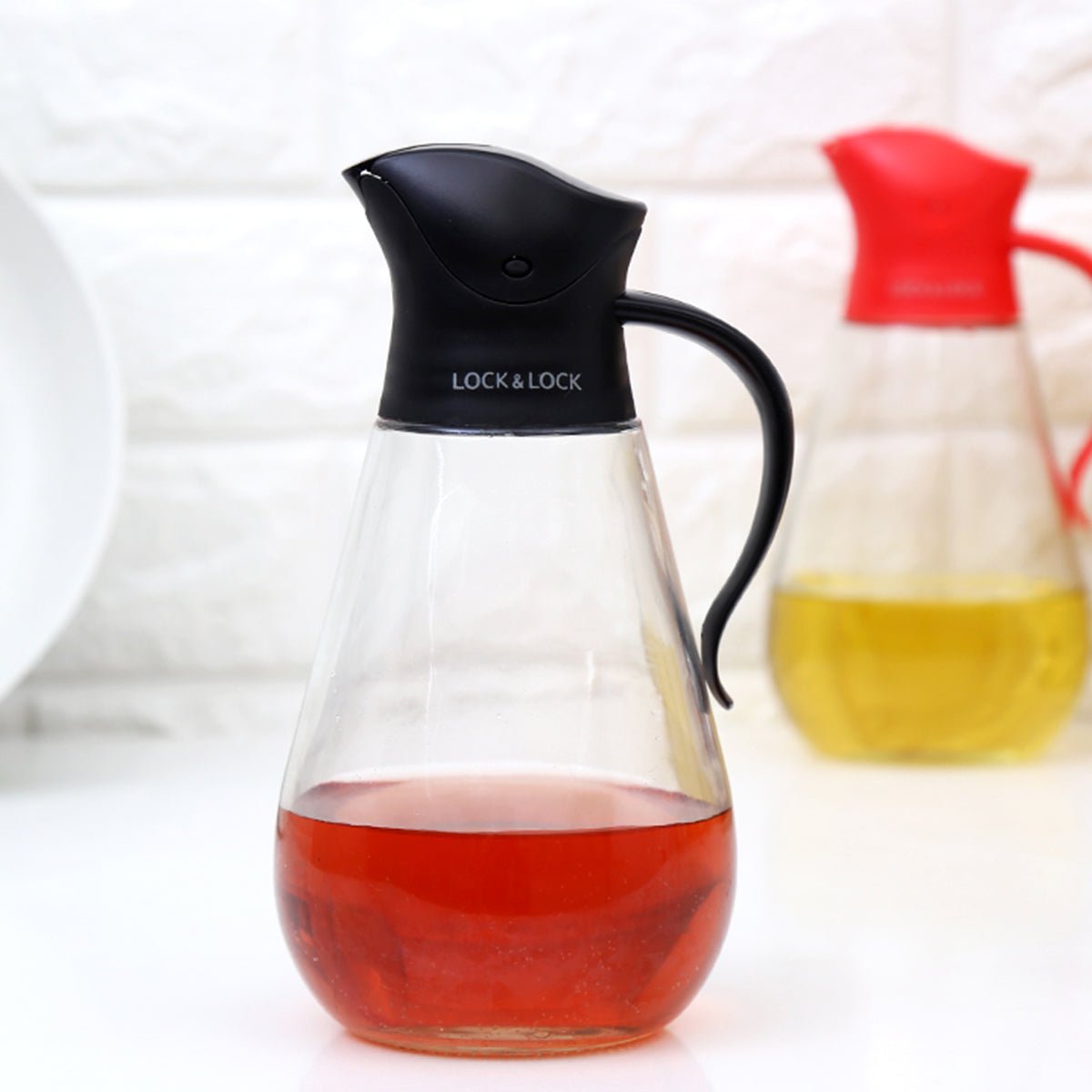 Non-drip Black Oil Dispenser Bottle - Precision Pouring for Your Kitchen-1