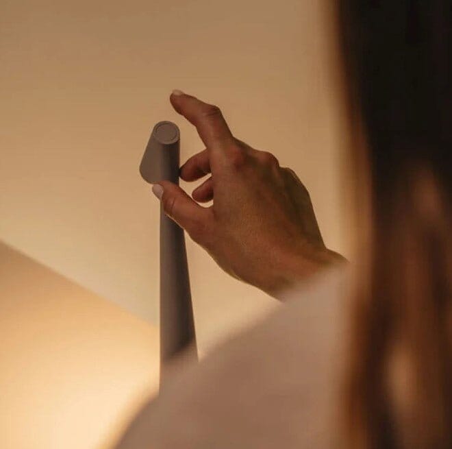 Portabel Bordslampa – Uppladdningsbar LED-Lampa för Hem & Utomhus